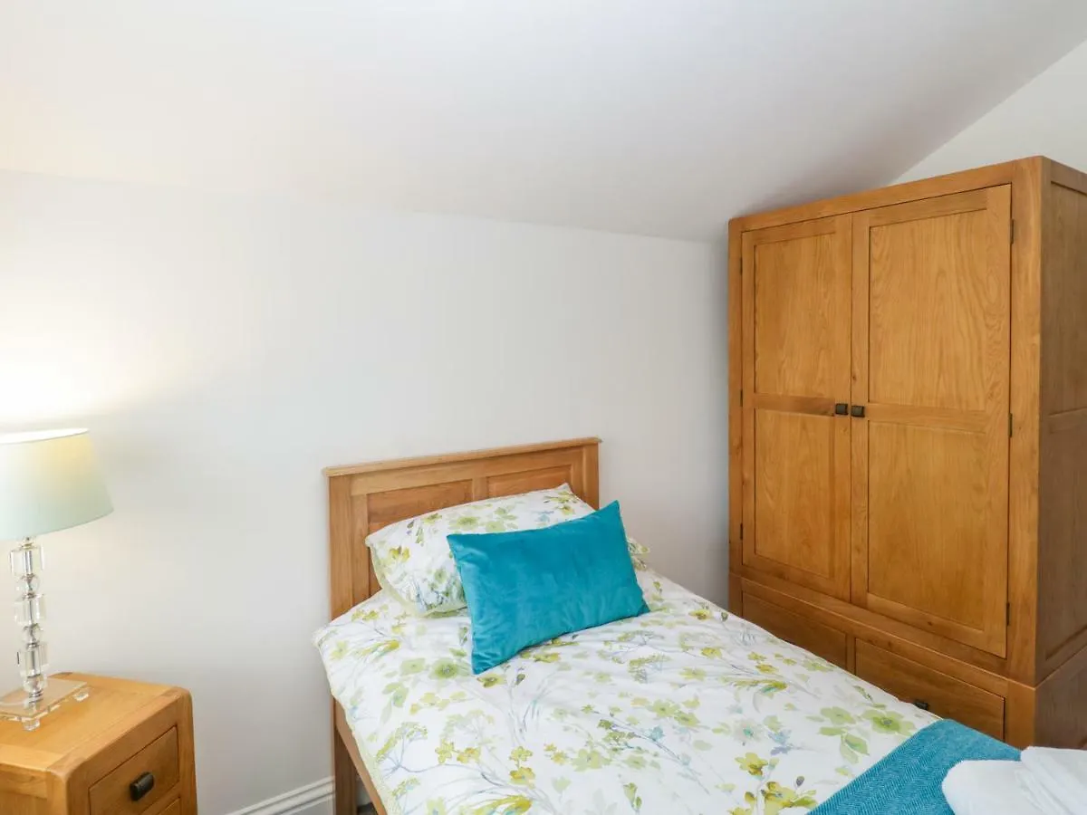 Boundary Barn Villa Bristol